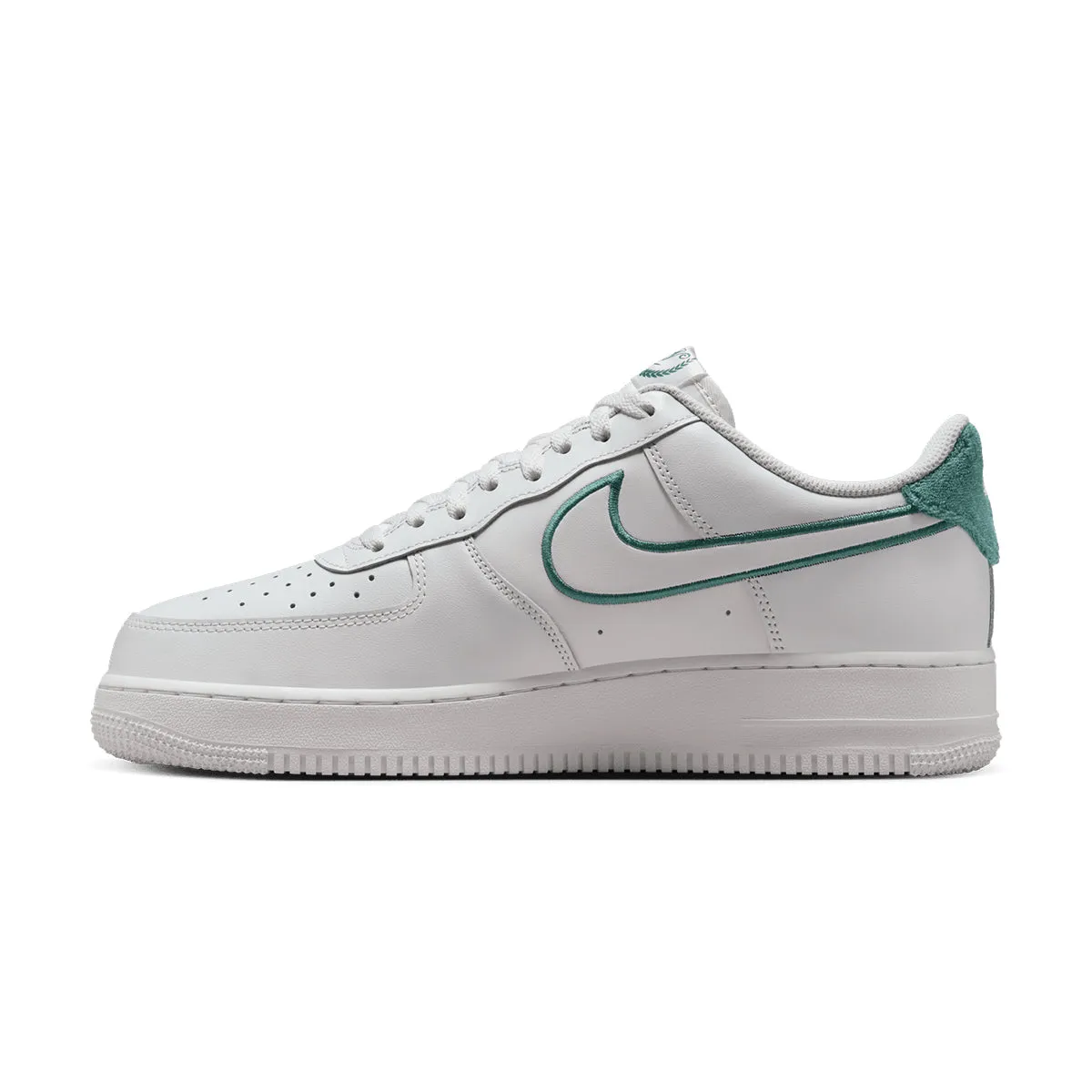 Air Force 1 '07 LV8 'Résort et Sport'