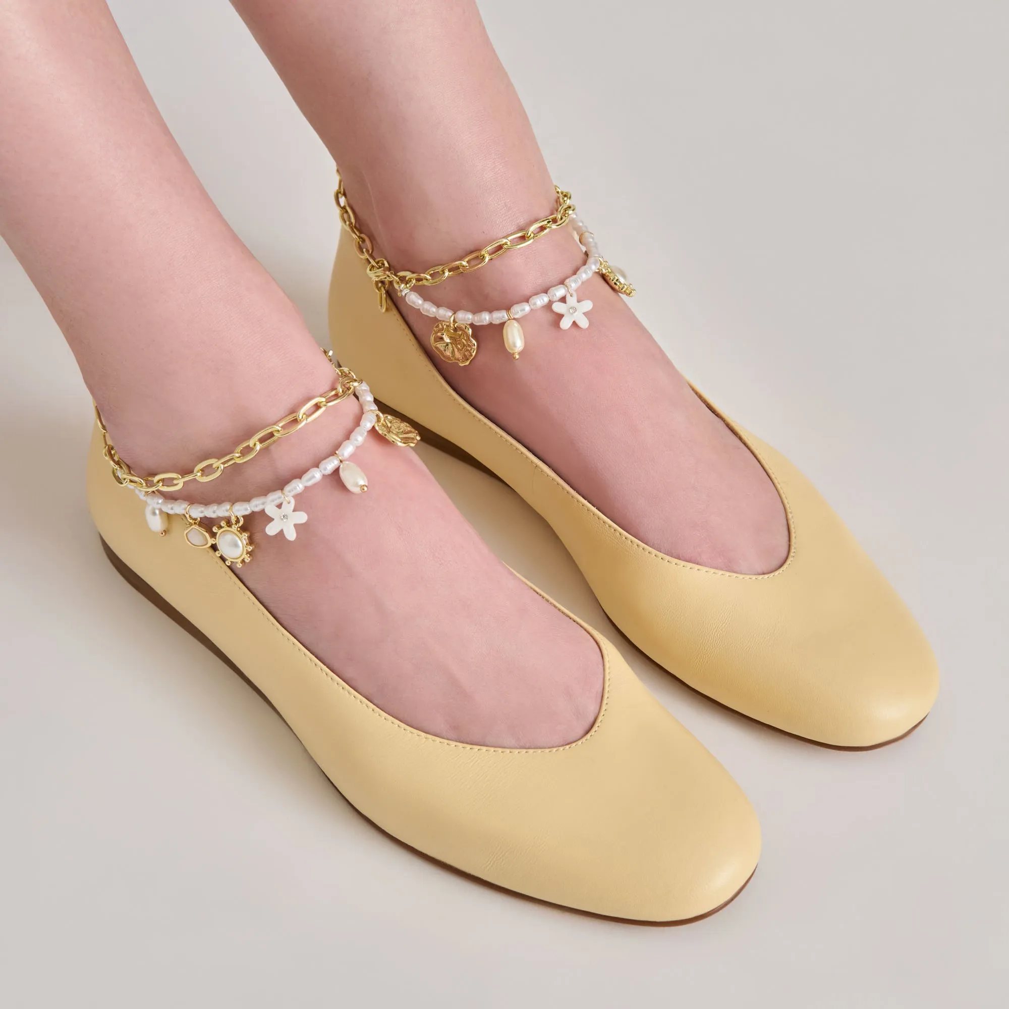 BAIDEN BALLET FLATS EN CUIR NATUREL CHAUD