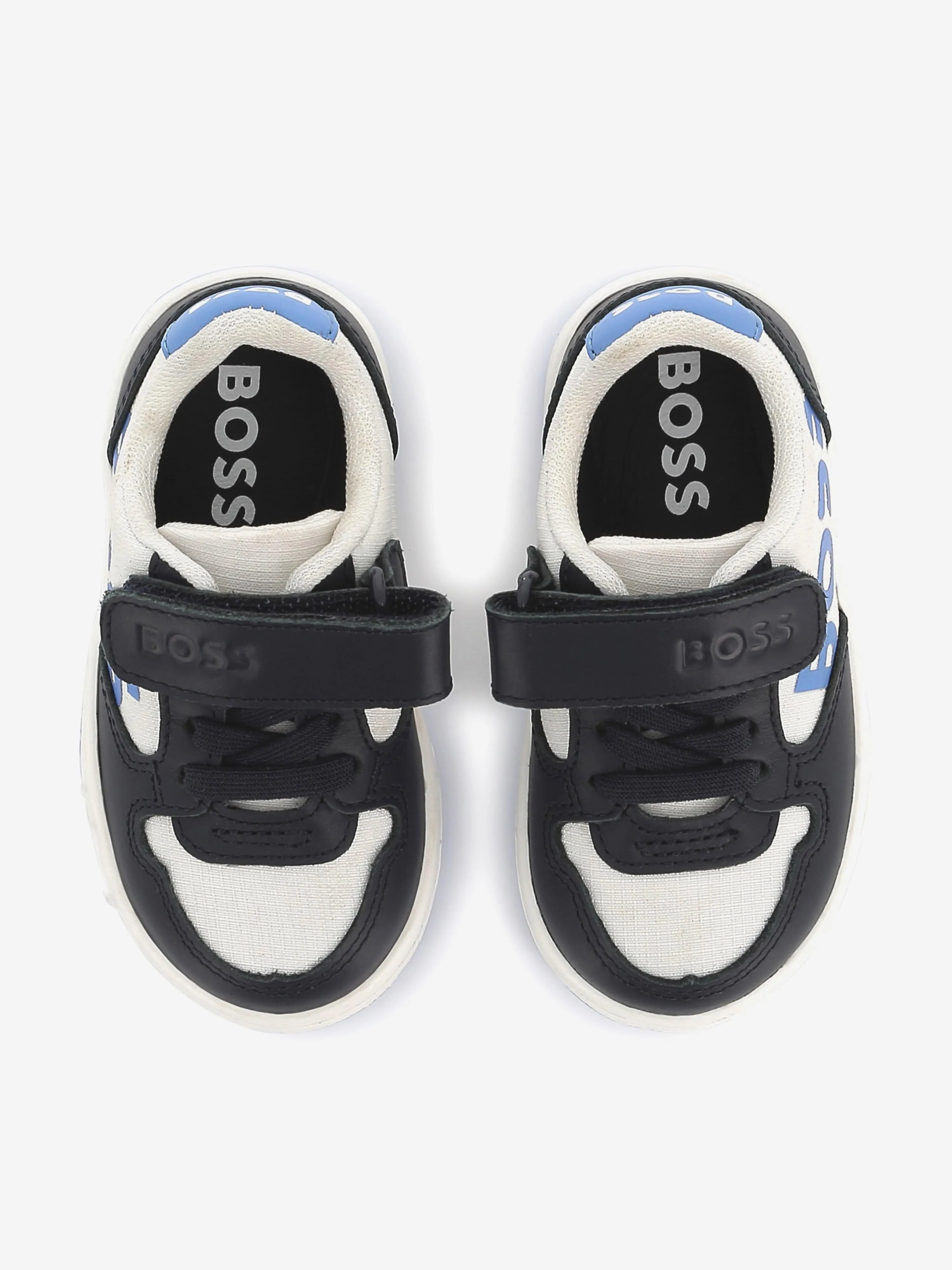 Baskets en cuir BOSS Boys avec logo en bleu marine