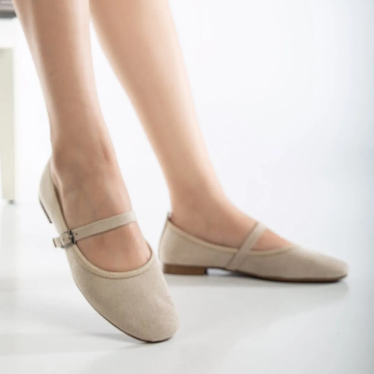 Escarpins Emilie Vegan en Suédine Mary Jane | Beige