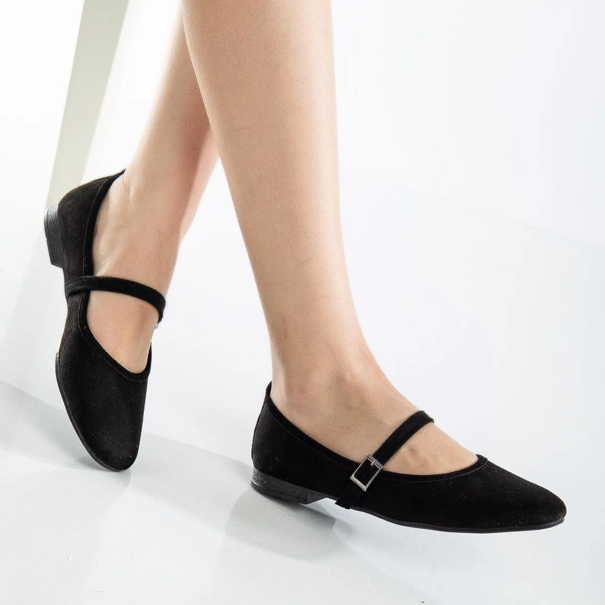 Emilie Ballerines Vegan en Suédine Mary Jane | Noir