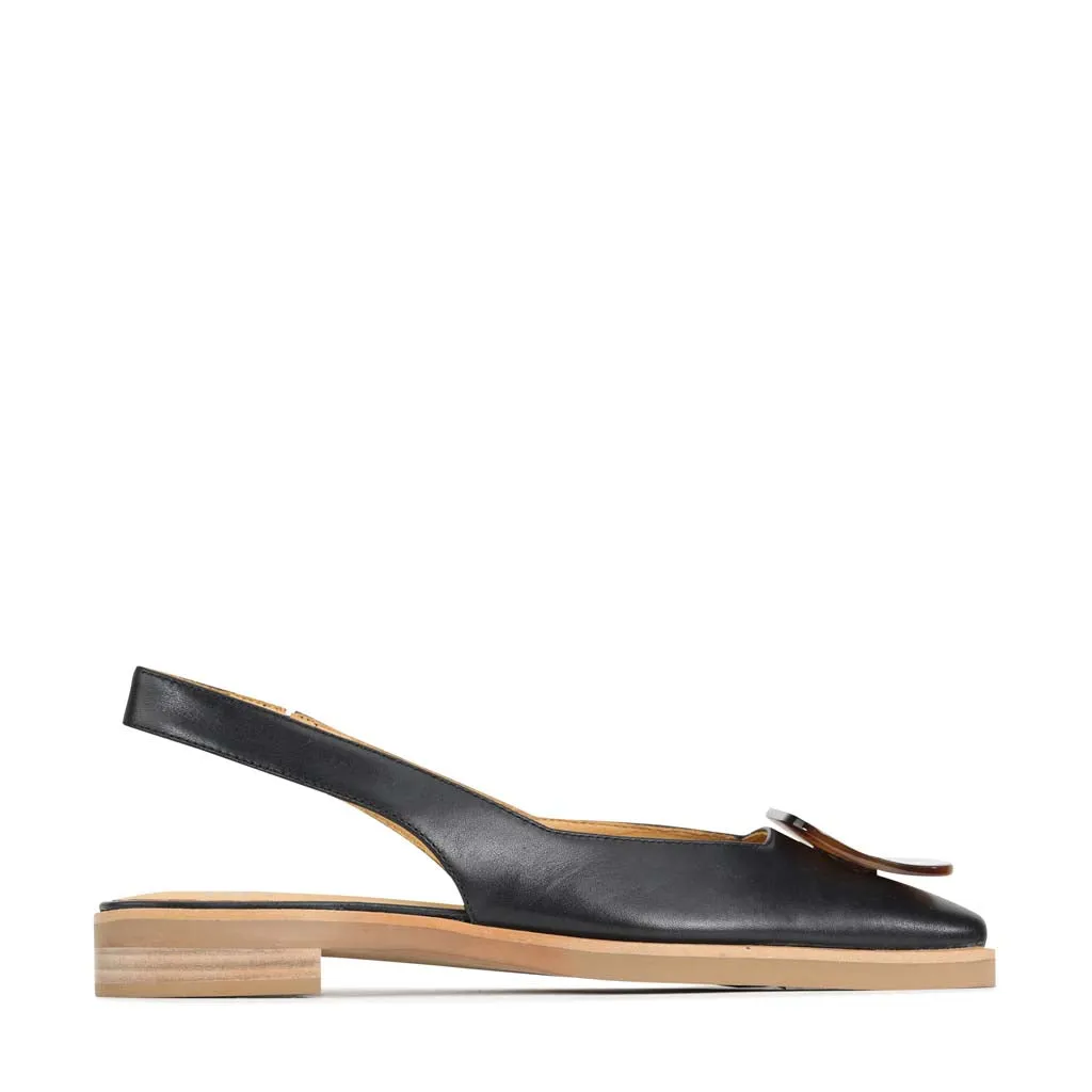 ESSY BALLERINES À LACETS EN CUIR