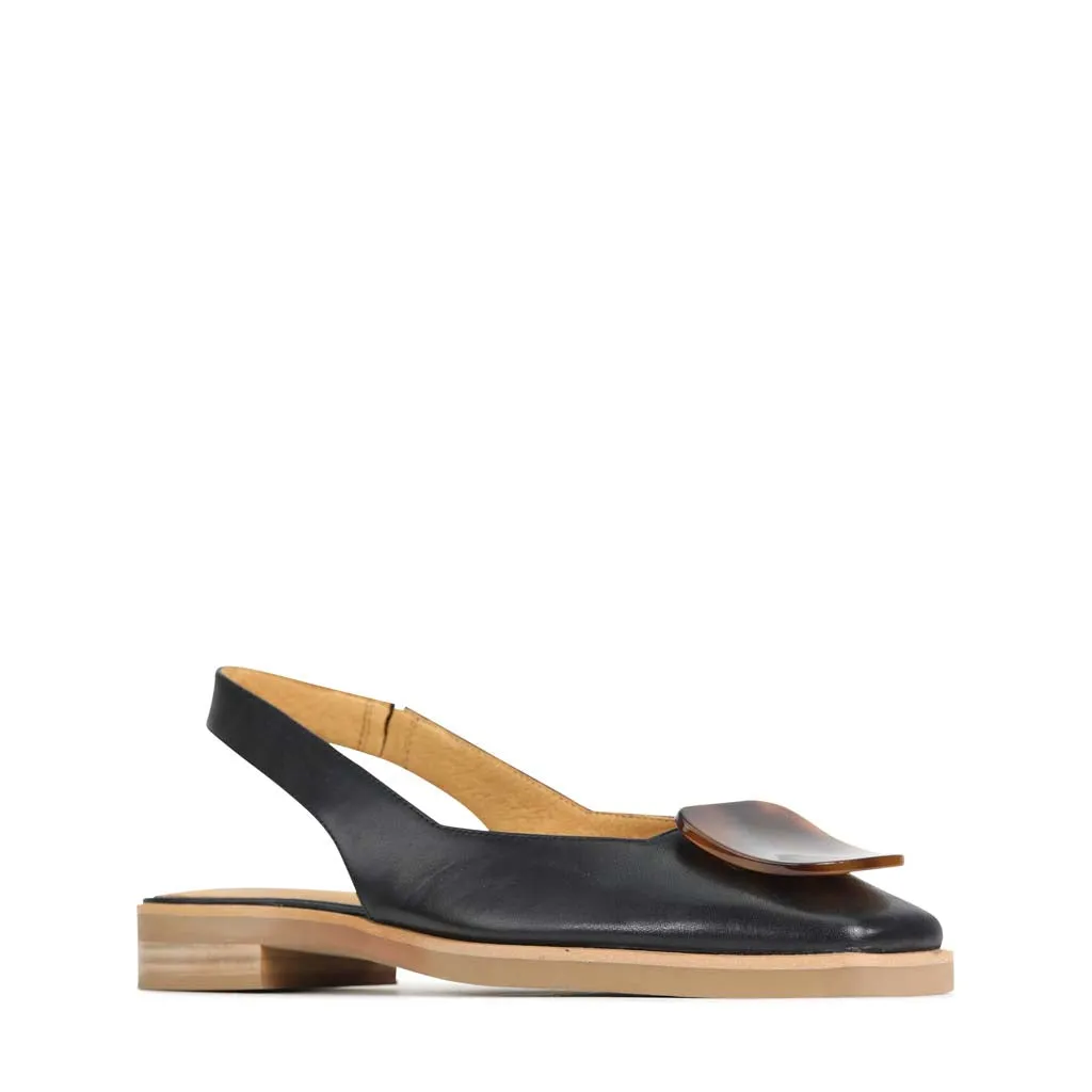 ESSY BALLERINES À LACETS EN CUIR