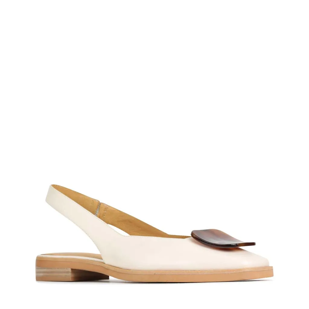 ESSY BALLERINES À LACETS EN CUIR