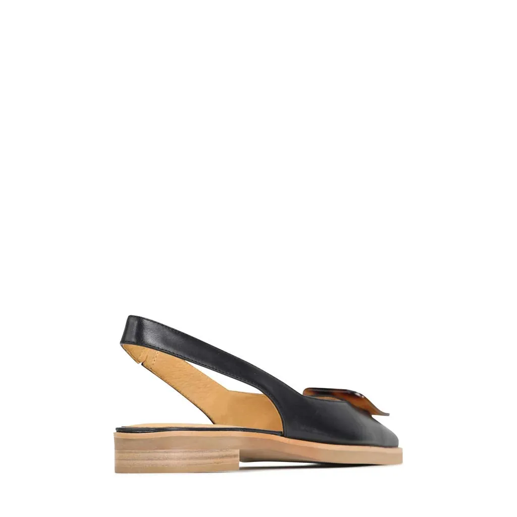 ESSY BALLERINES À LACETS EN CUIR