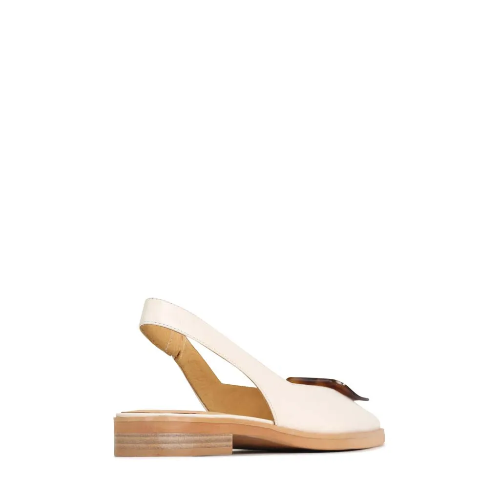 ESSY BALLERINES À LACETS EN CUIR
