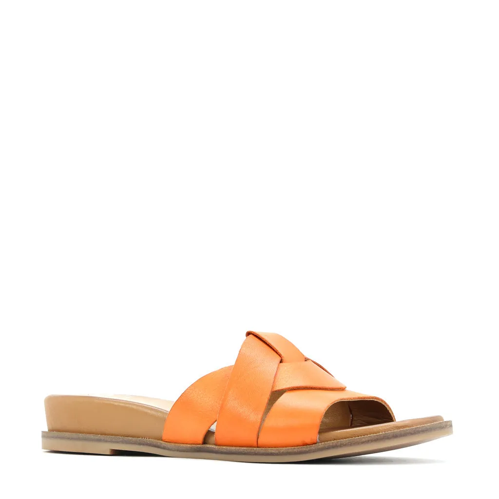 SANDALES SLIDE EN CUIR FLAMME