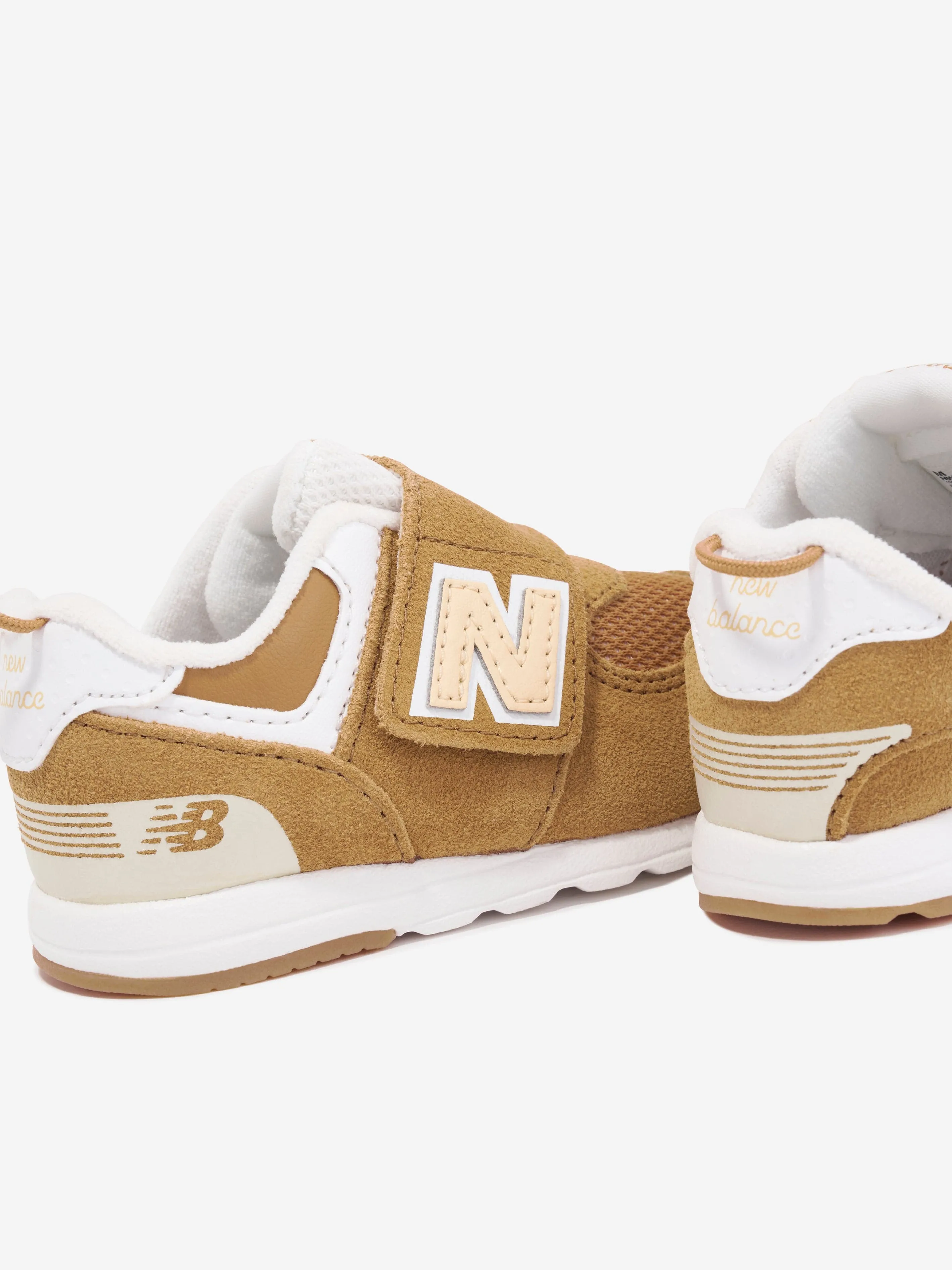 New Balance Enfants 574 Chaussures de Sport avec Logo en Beige