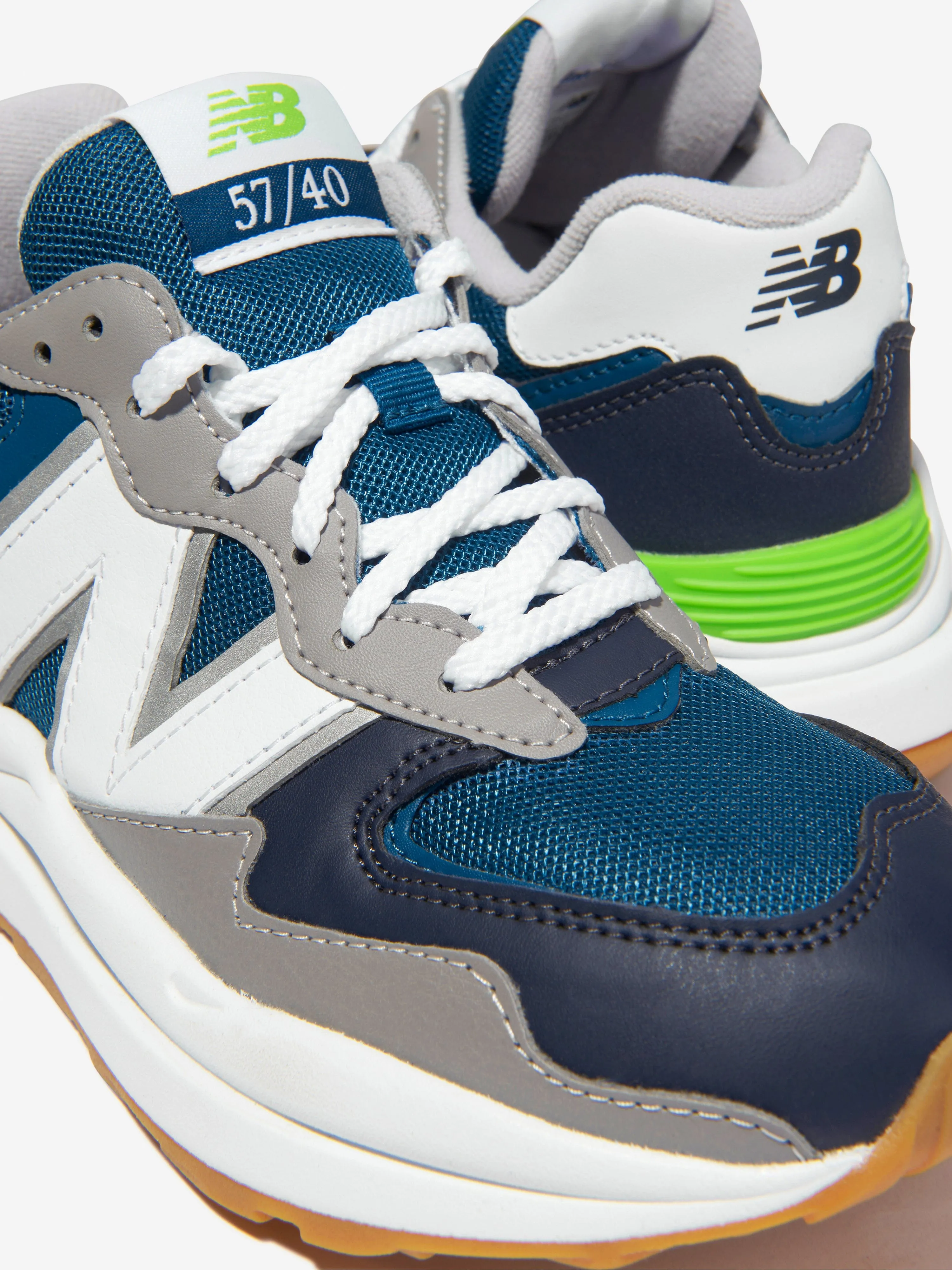 New Balance Kids 5740 Chaussures de Sport Éclatantes