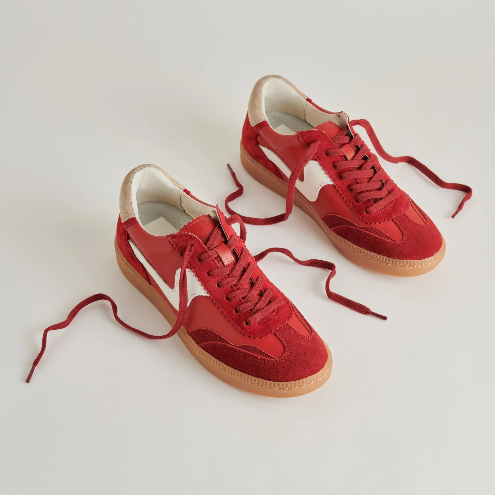 SNEAKERS NOTICE SUÈDE CRIMSON
