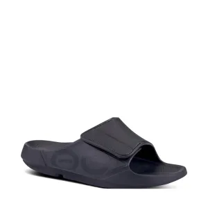OOfos OOahh Sport Flex Sandale ajustable à glissière en noir