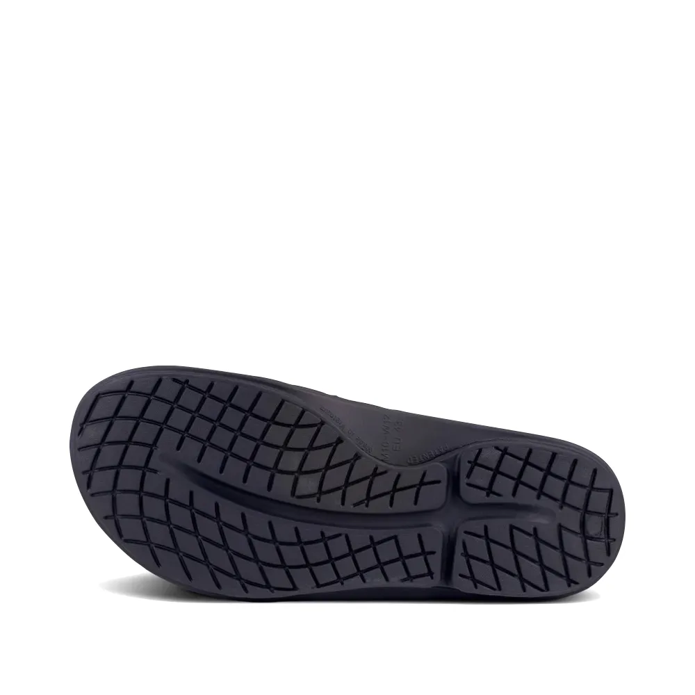 OOfos OOahh Sport Flex Sandale ajustable à glissière en noir