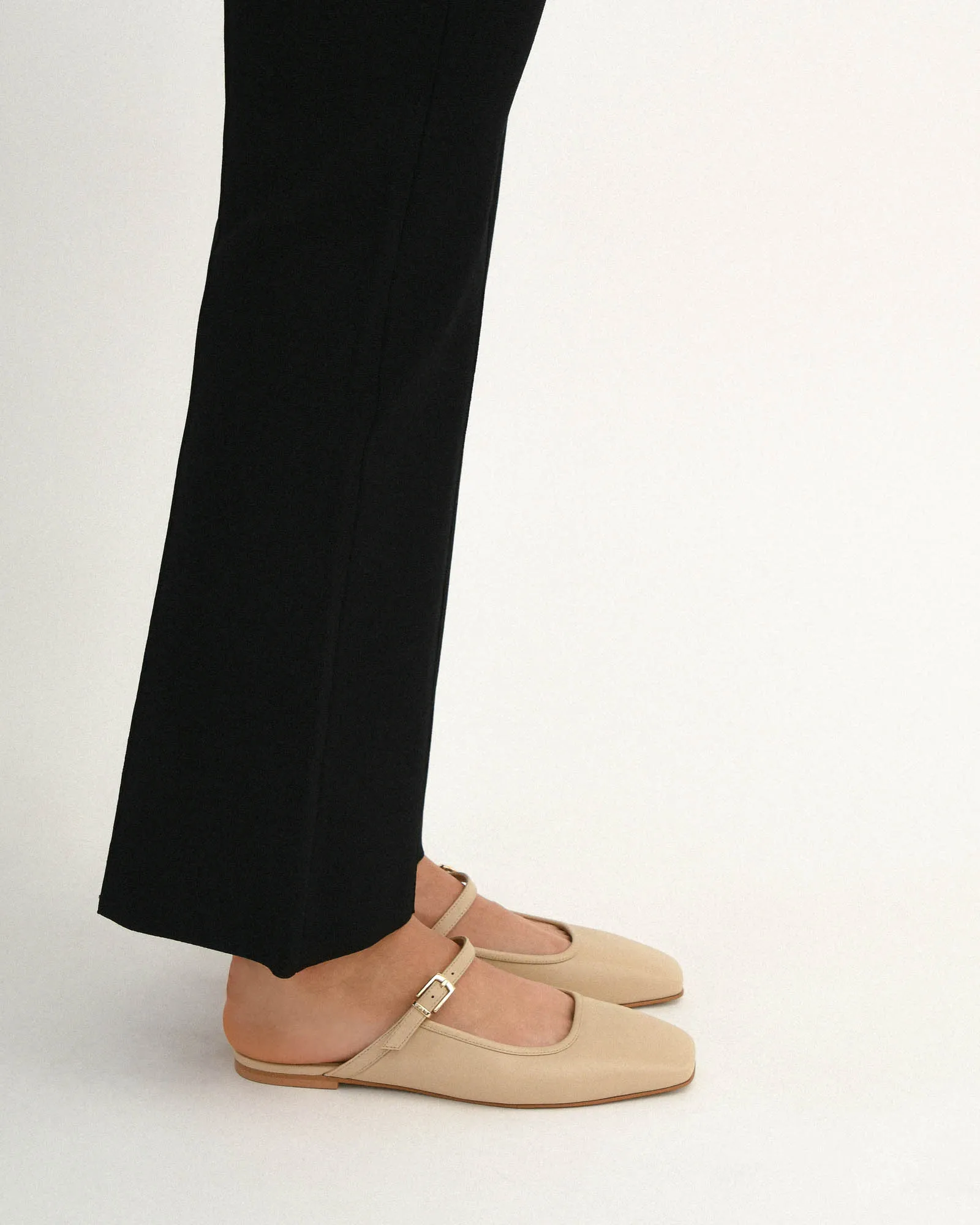 SAMMY DRESS SANDALES PLATES EN CUIR SABLE