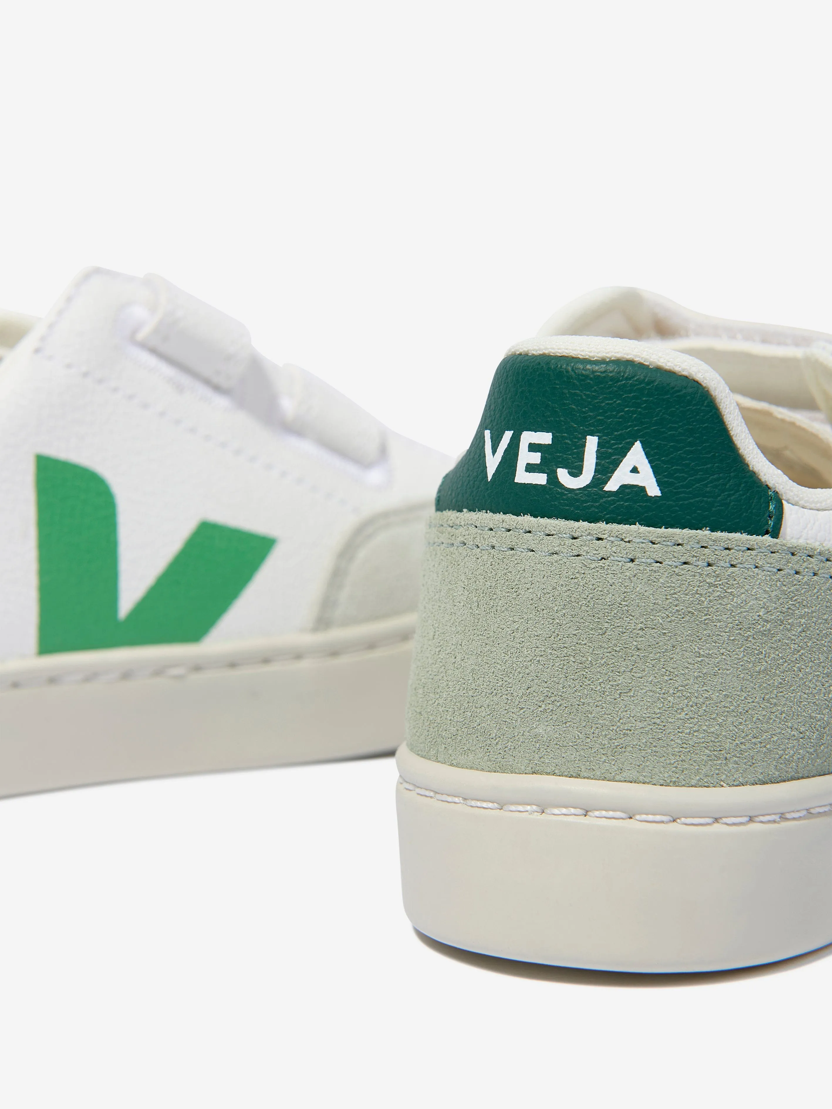 Veja Boys ChromeFree Leather V-12 Trainers en Blanc