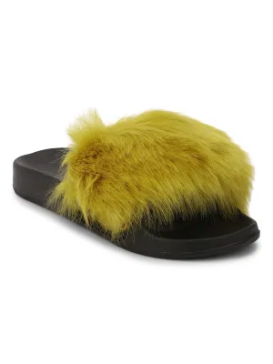 Mules à enfiler en fourrure jaune et noire